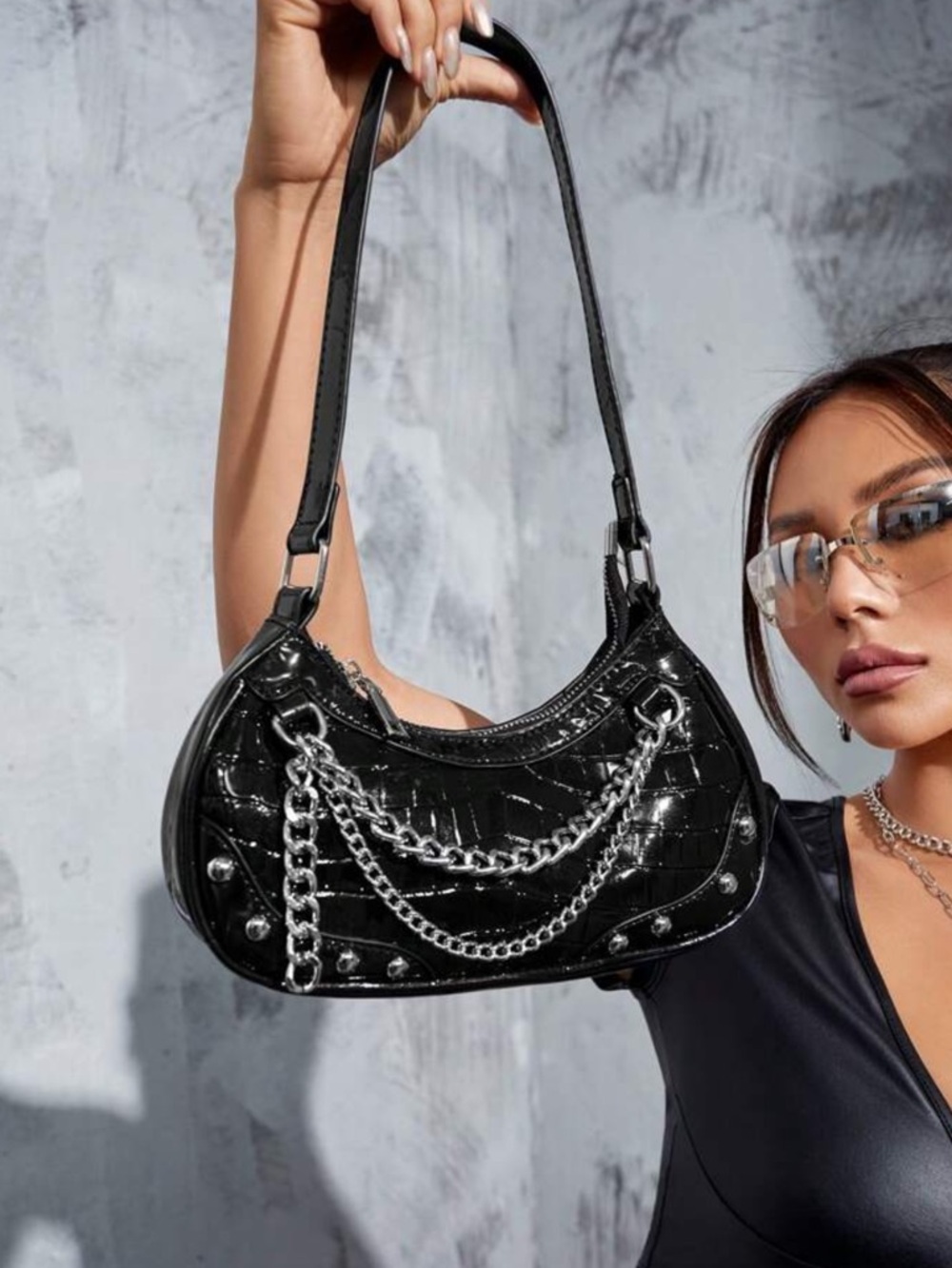 Y2K Black Croc Embossed Chain Shoulder Bag - Picture 5 of 7